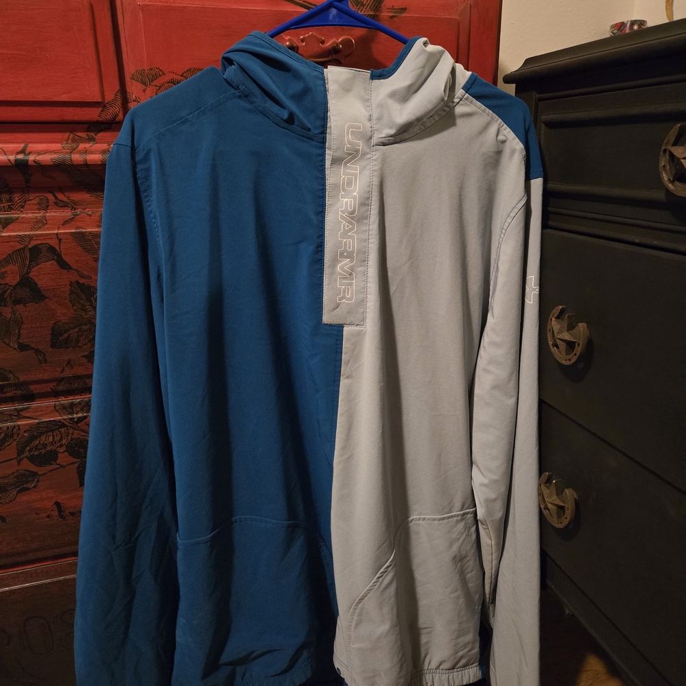Under Armour Men's Lightweight Jacket - Teal and Light Gray